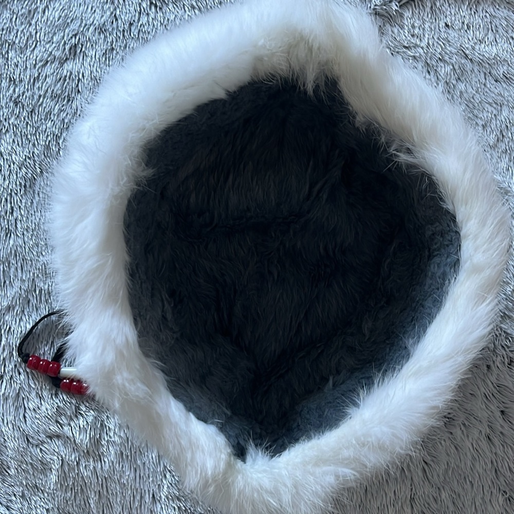 Indigenous Design Hat - Picture 4 of 9